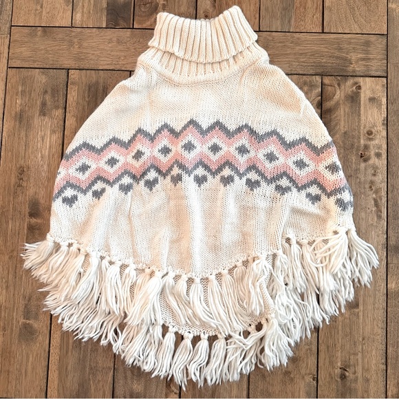 H&M Kid Knitted Turtleneck Poncho Shawl Cream Pink Gray Hearts Diamond / Size M - Picture 3 of 6
